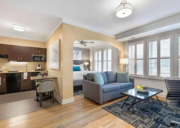 Best Western Plus Hawthorne Terrace Hotel